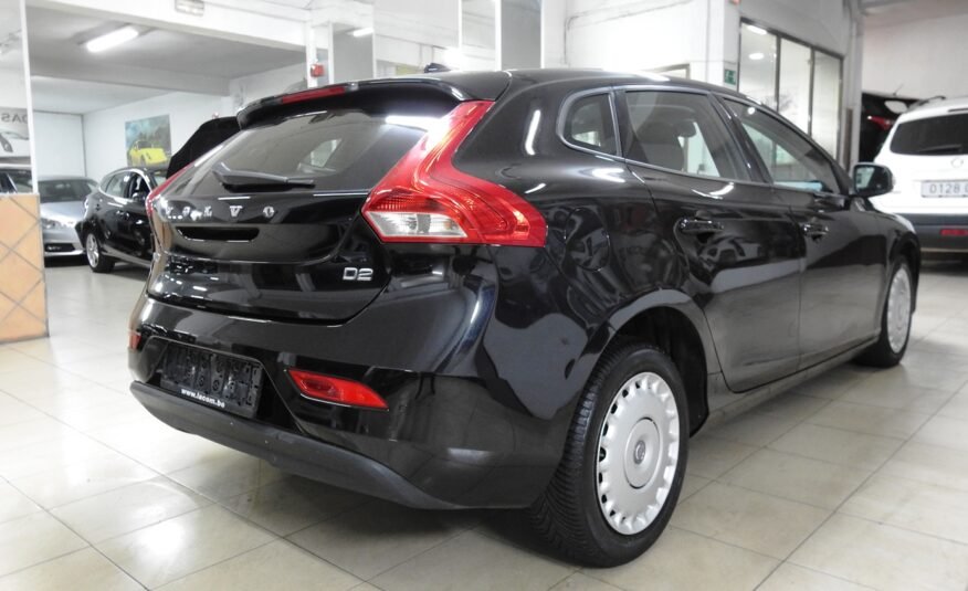 VOLVO V40 2.0 D2 Inscription