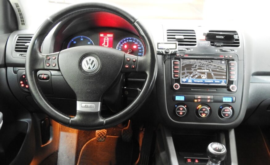 VOLKSWAGEN Golf 5 2.0 TDI GT Sport