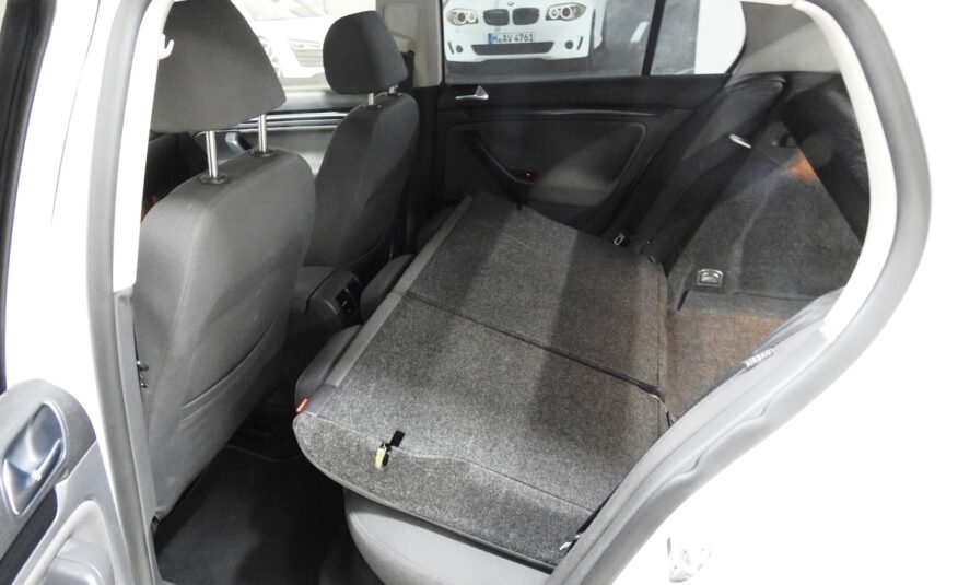 VOLKSWAGEN Golf 5 2.0 TDI GT Sport