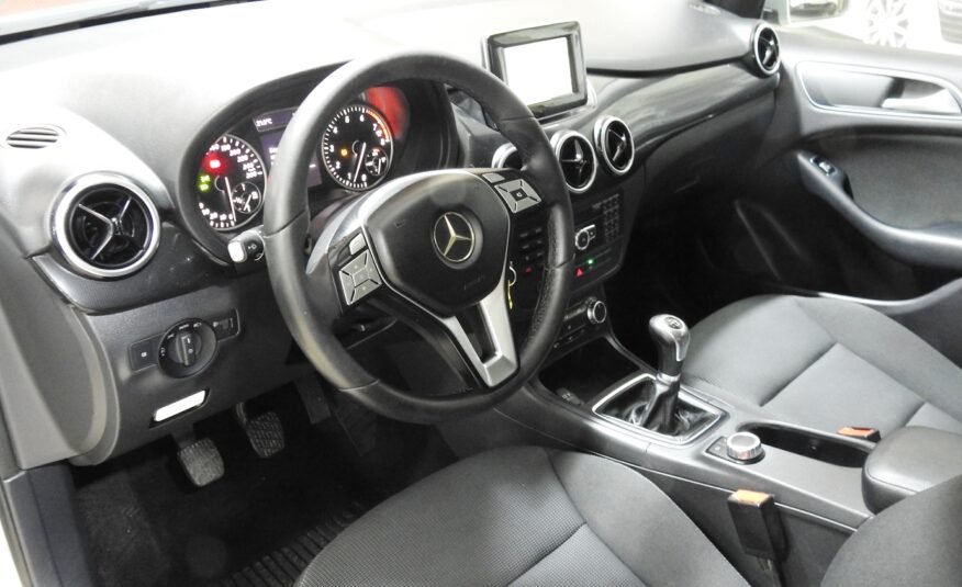 MERCEDES-BENZ Clase B B 200 c Urban