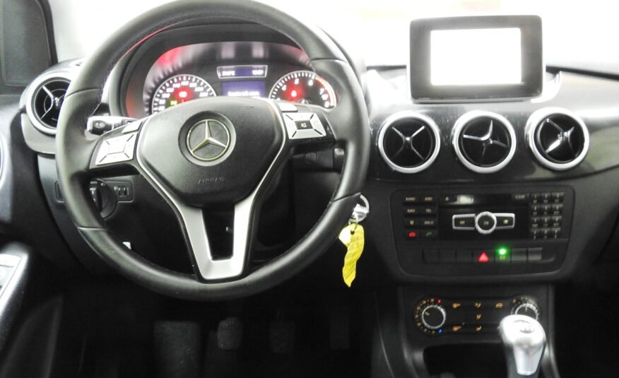 MERCEDES-BENZ Clase B B 200 c Urban