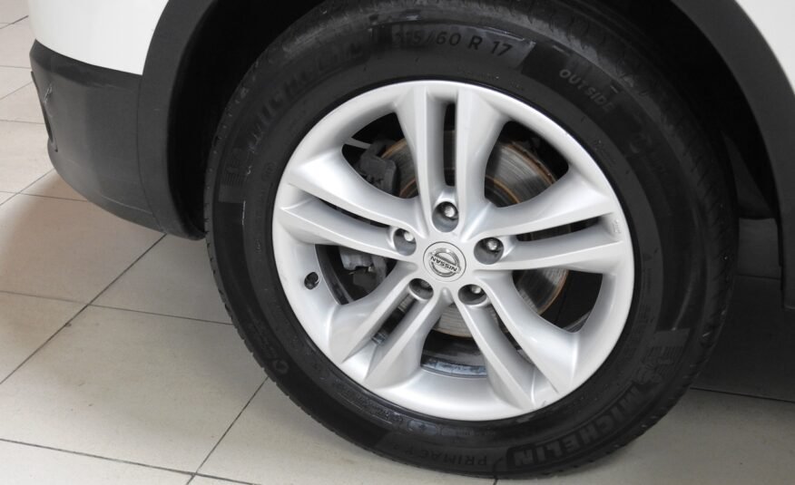 NISSAN QASHQAI 2.0 TEKNA PREMIUM 4×4 CVT 17 Piel Negra