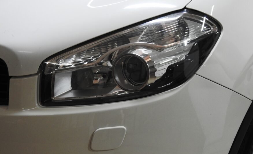 NISSAN QASHQAI 2.0 TEKNA PREMIUM 4×4 CVT 17 Piel Negra